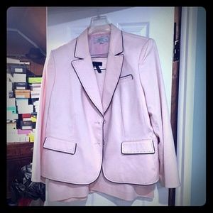 Tahari Pale pink with black piping 2 piece suit